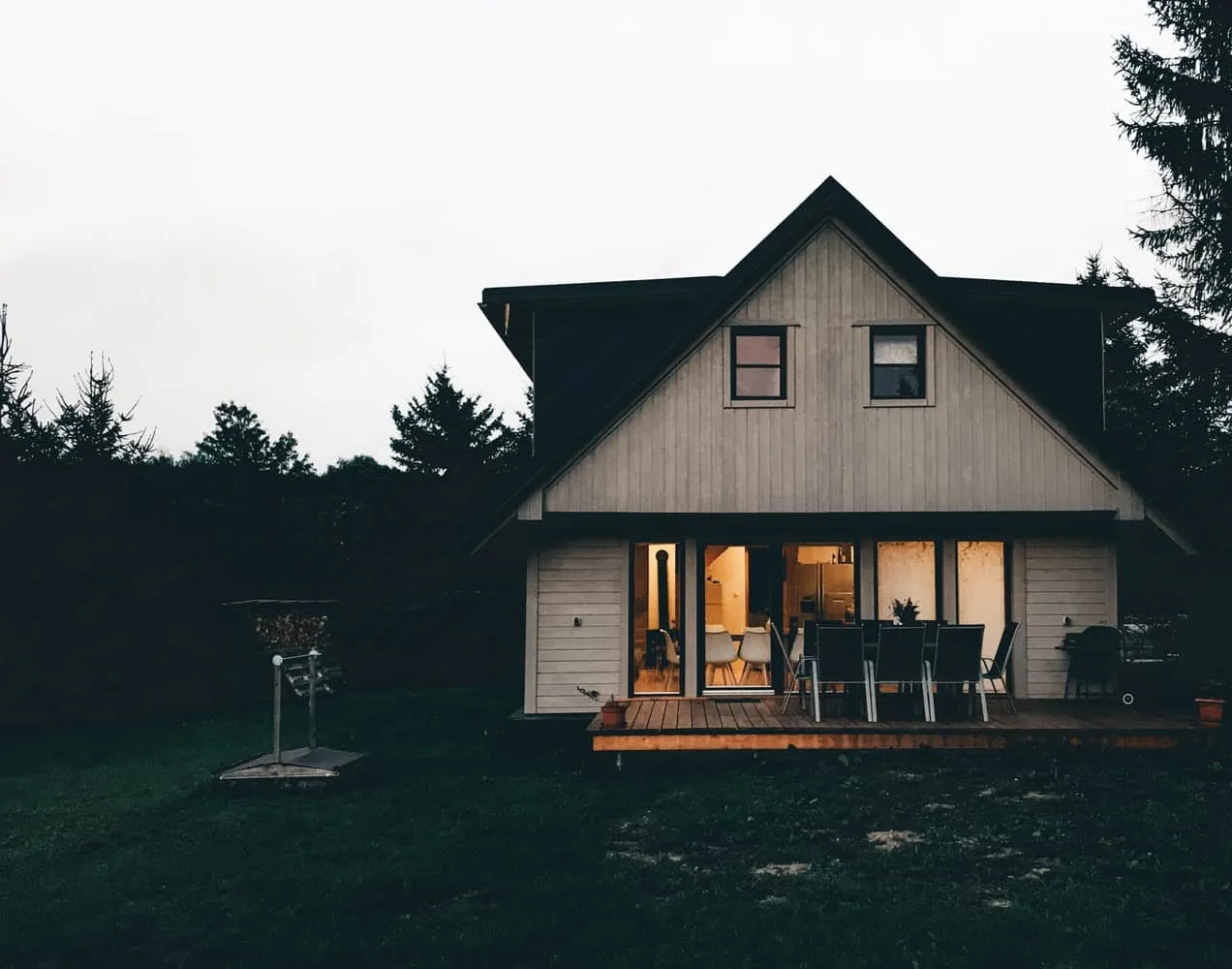 Une maison et son jardin