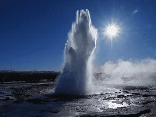 illustration d'un geyser