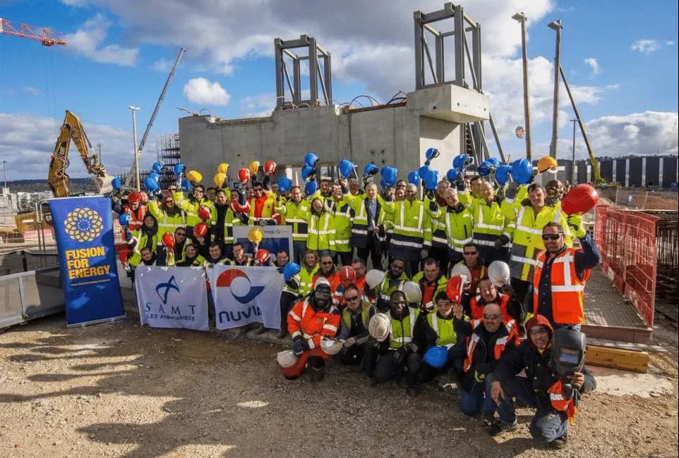 photo d'équipe sur un chantier