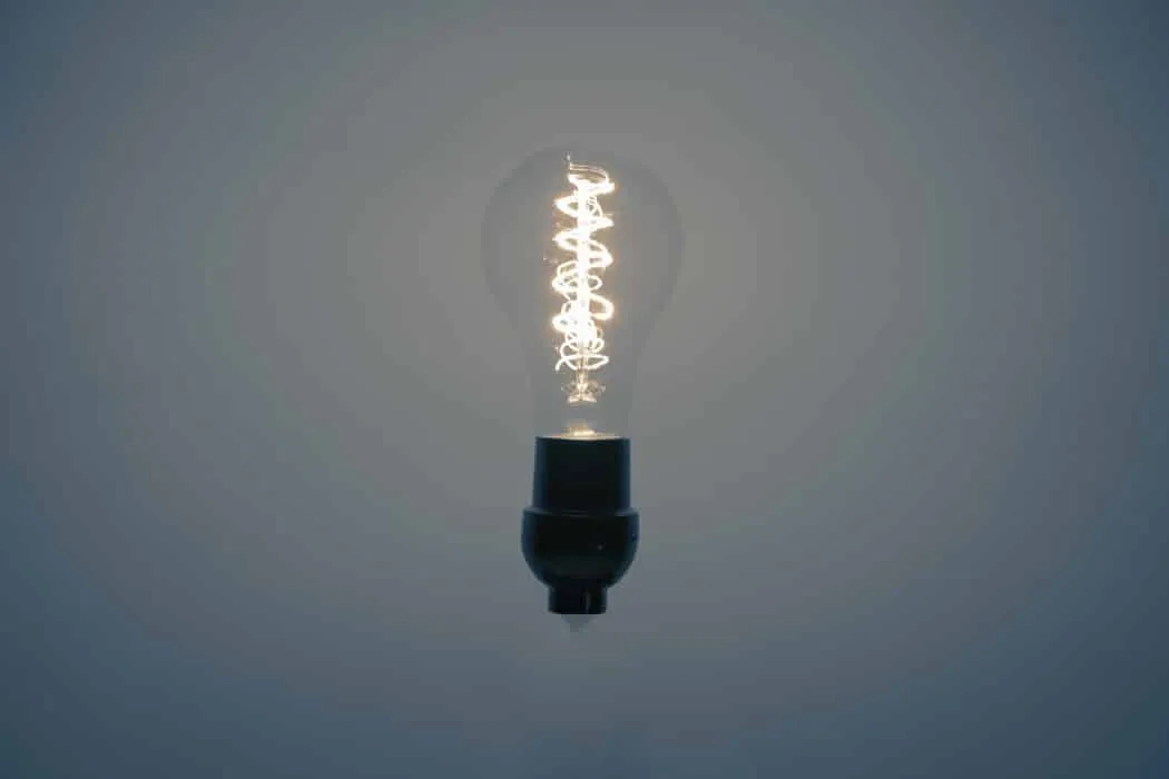 Une ampoule (bis)